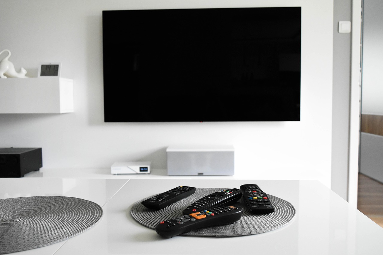 Gezellige woonbeleving met een op maat gemaakt tv meubel met sfeerhaard